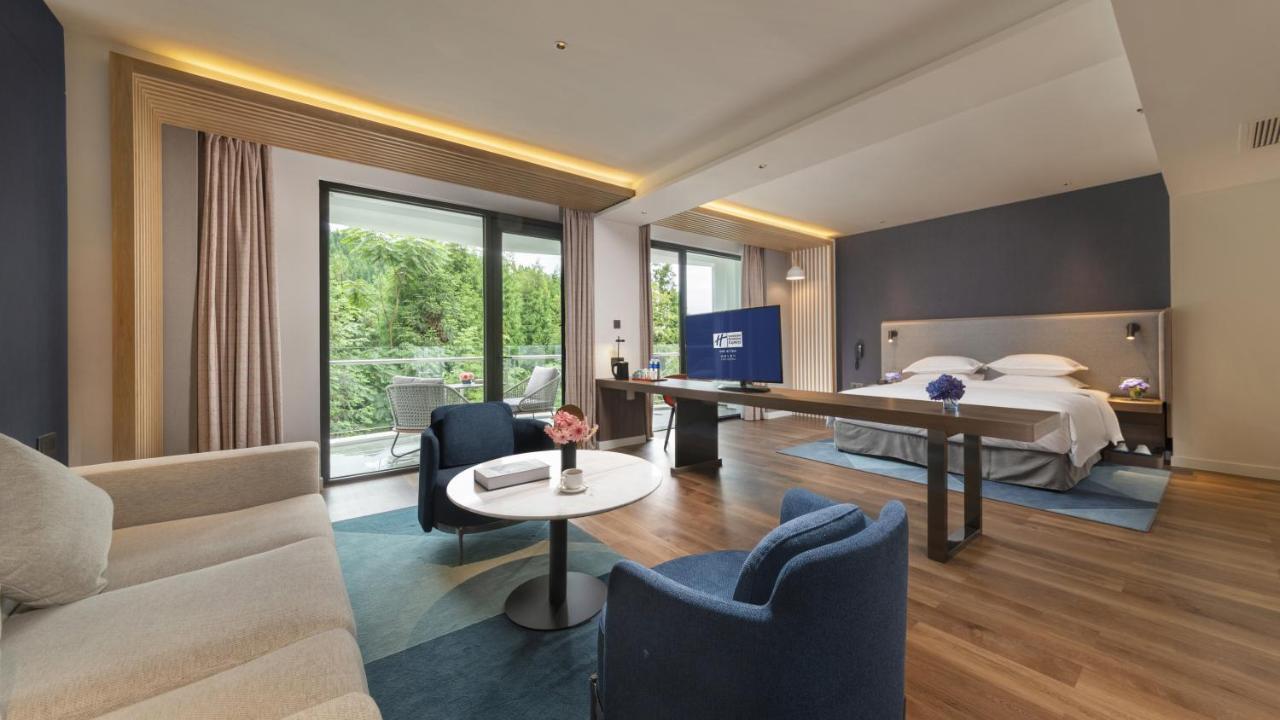 Holiday Inn Express Qiliping By Ihg Emeishan Extérieur photo